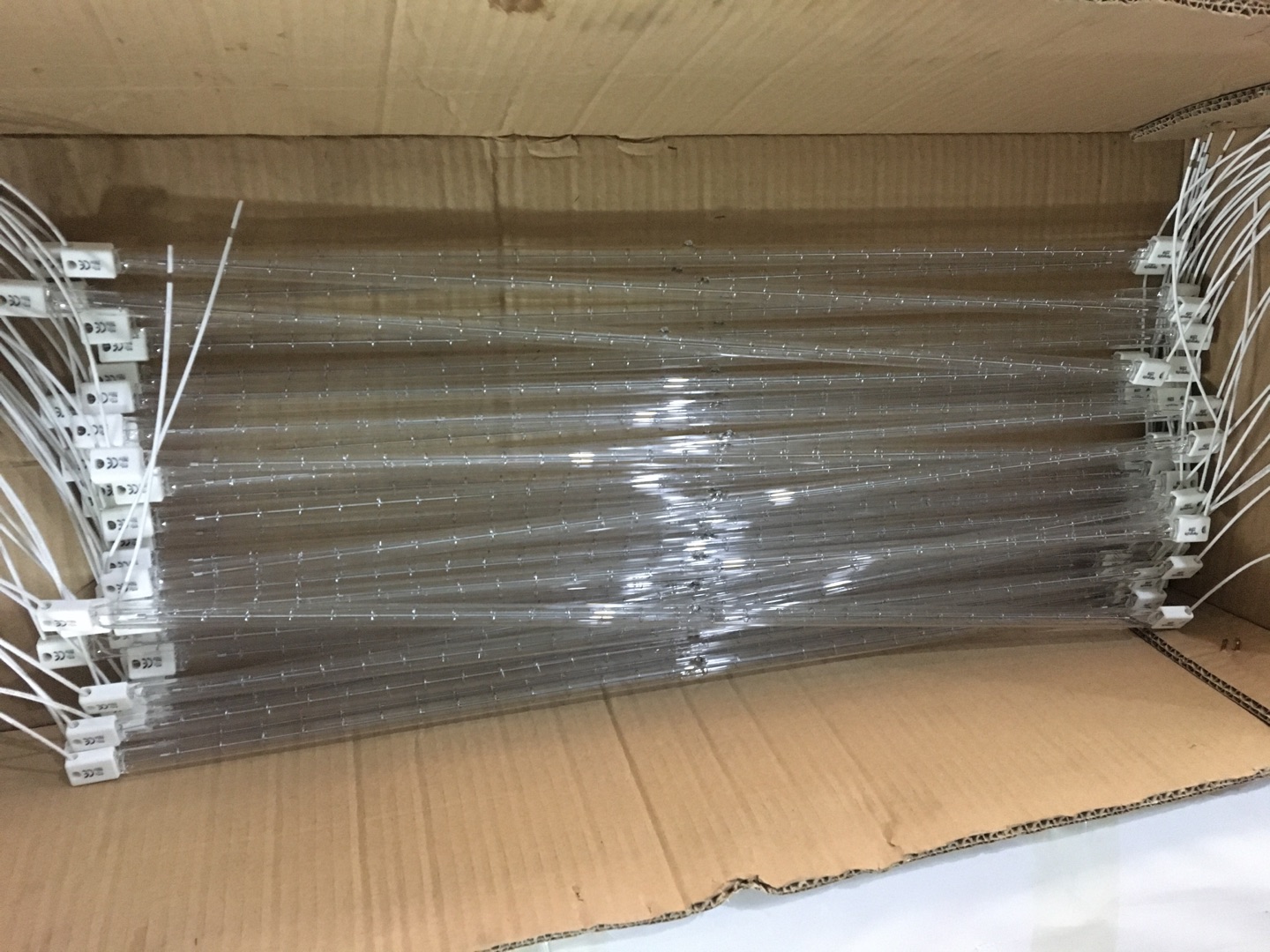 Elementi riscaldanti alogeni a infrarossi in quarzo da 355 mm per tacchino